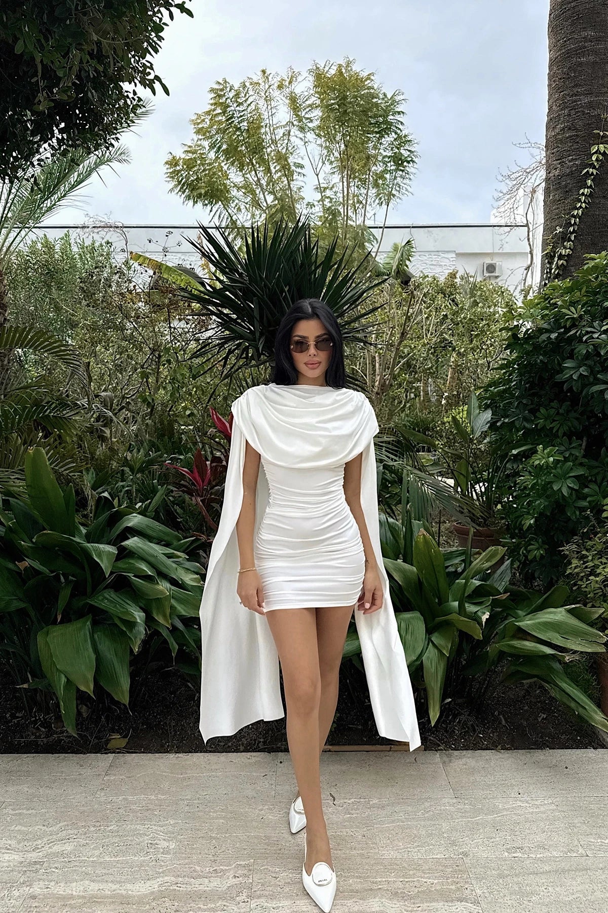 Robe blanche à voile