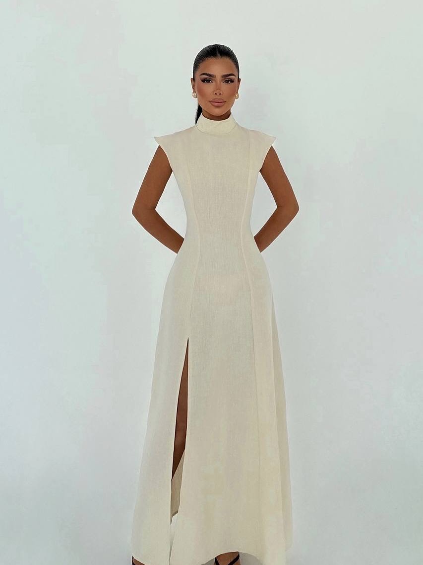 Robe longue élégante avec fente